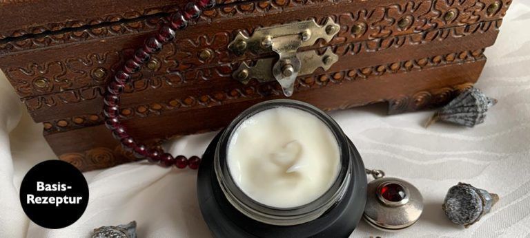 Klassische Pflegecreme mit 25 % Fettphase (Basisrezeptur von Olionatura®)